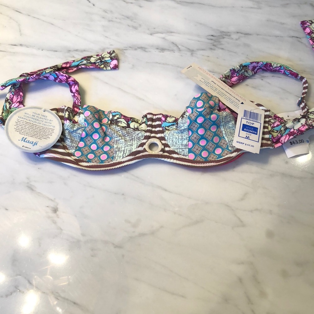 New Maaji bathing suit top